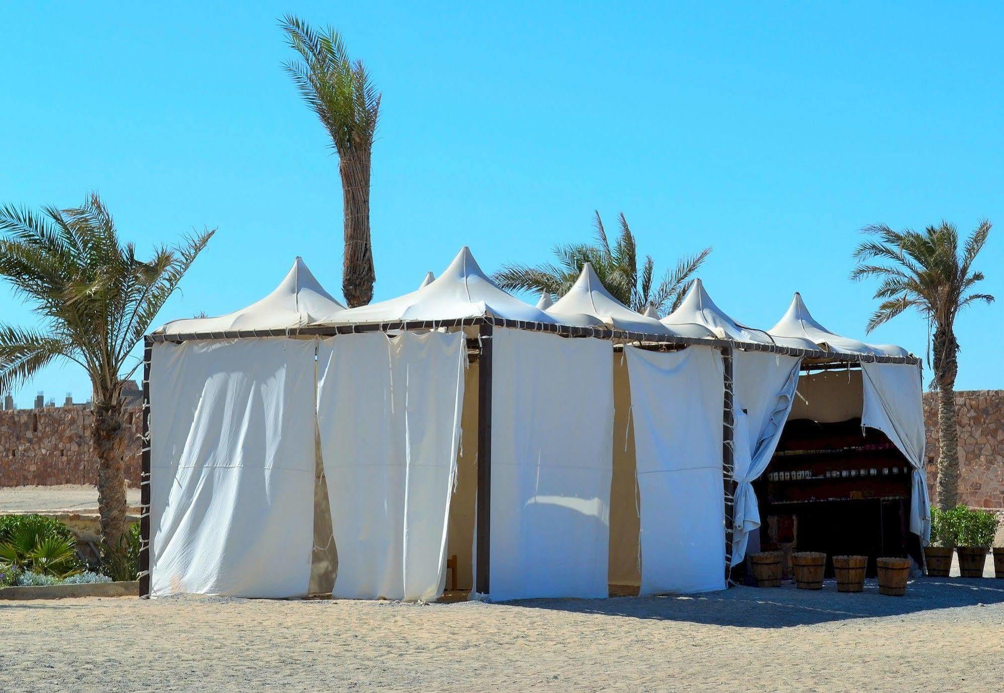 El Qoseir Rohanou Beach Resort And Ecolodge מראה חיצוני תמונה